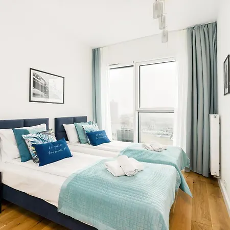 Dzielnica Cesarska Towarowa By Renters Apartament Poznań