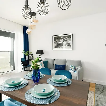 Dzielnica Cesarska Towarowa By Renters Poznań