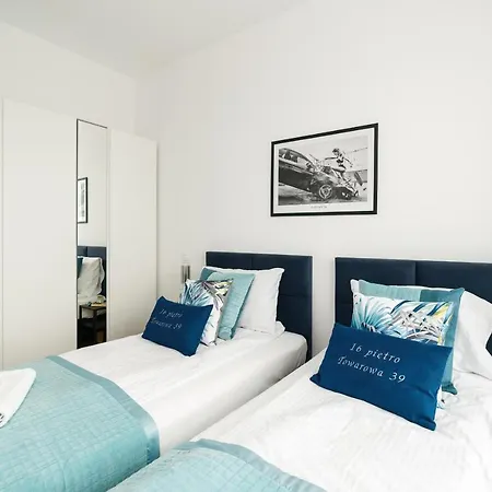 Dzielnica Cesarska Towarowa By Renters Apartament Poznań