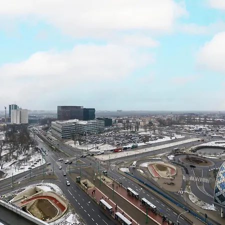 Dzielnica Cesarska Towarowa By Renters * Poznań