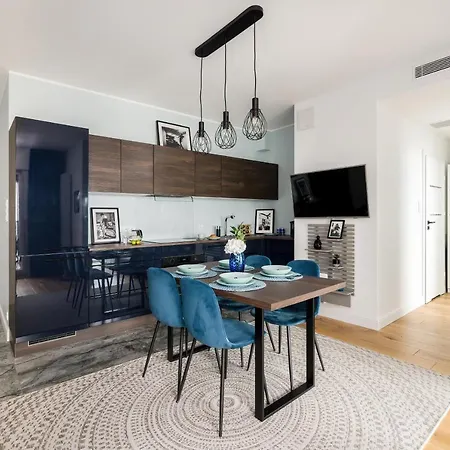 Apartament Dzielnica Cesarska Towarowa By Renters *